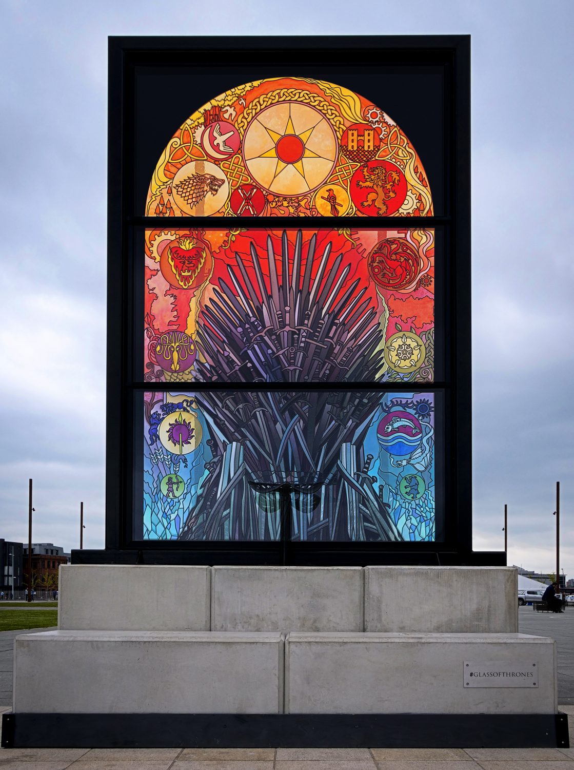 2019-Tourism Ireland-Glass of Throne-Window 6 The Iron Throne Titanic Slipways-Publicis London-jpg